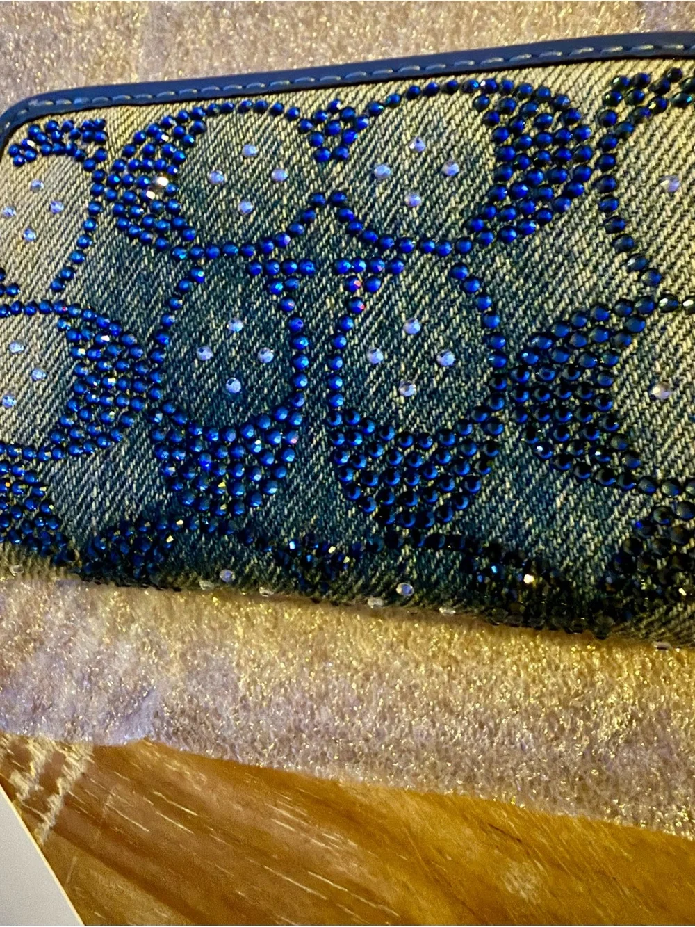 BNWT!!! Coach Denim Crystal Signature Essential Slim Card Case 💙💙